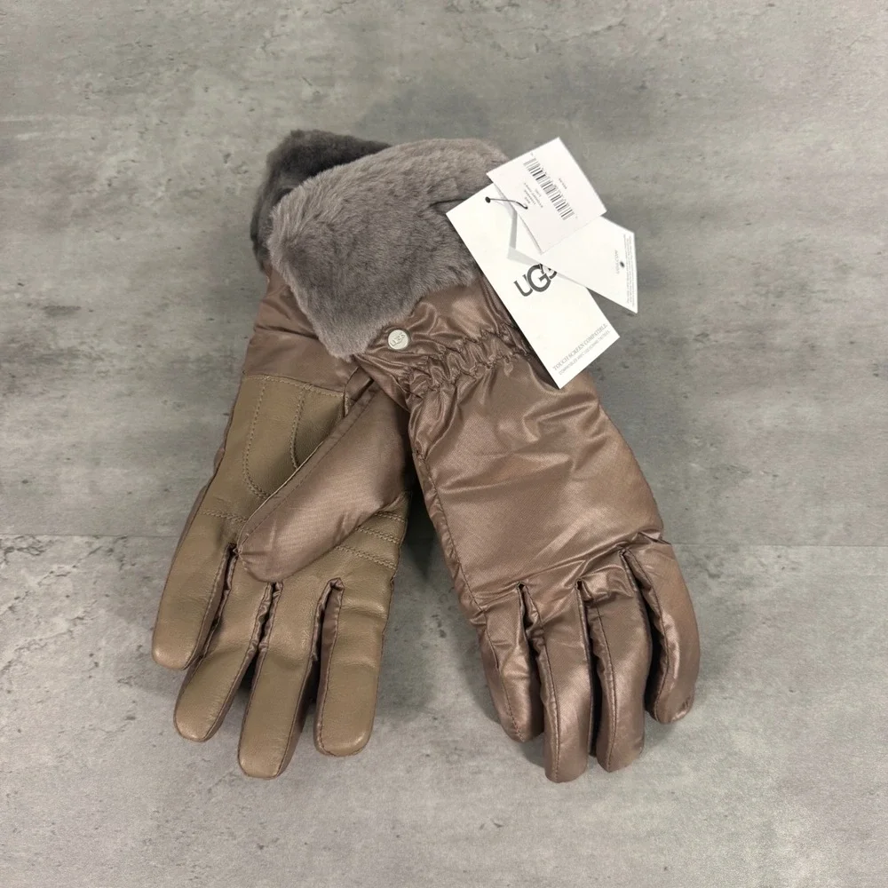 UGG Quilted Tech Gloves Women L/XL Stormy Grey Bronze Brown Shearling Leather